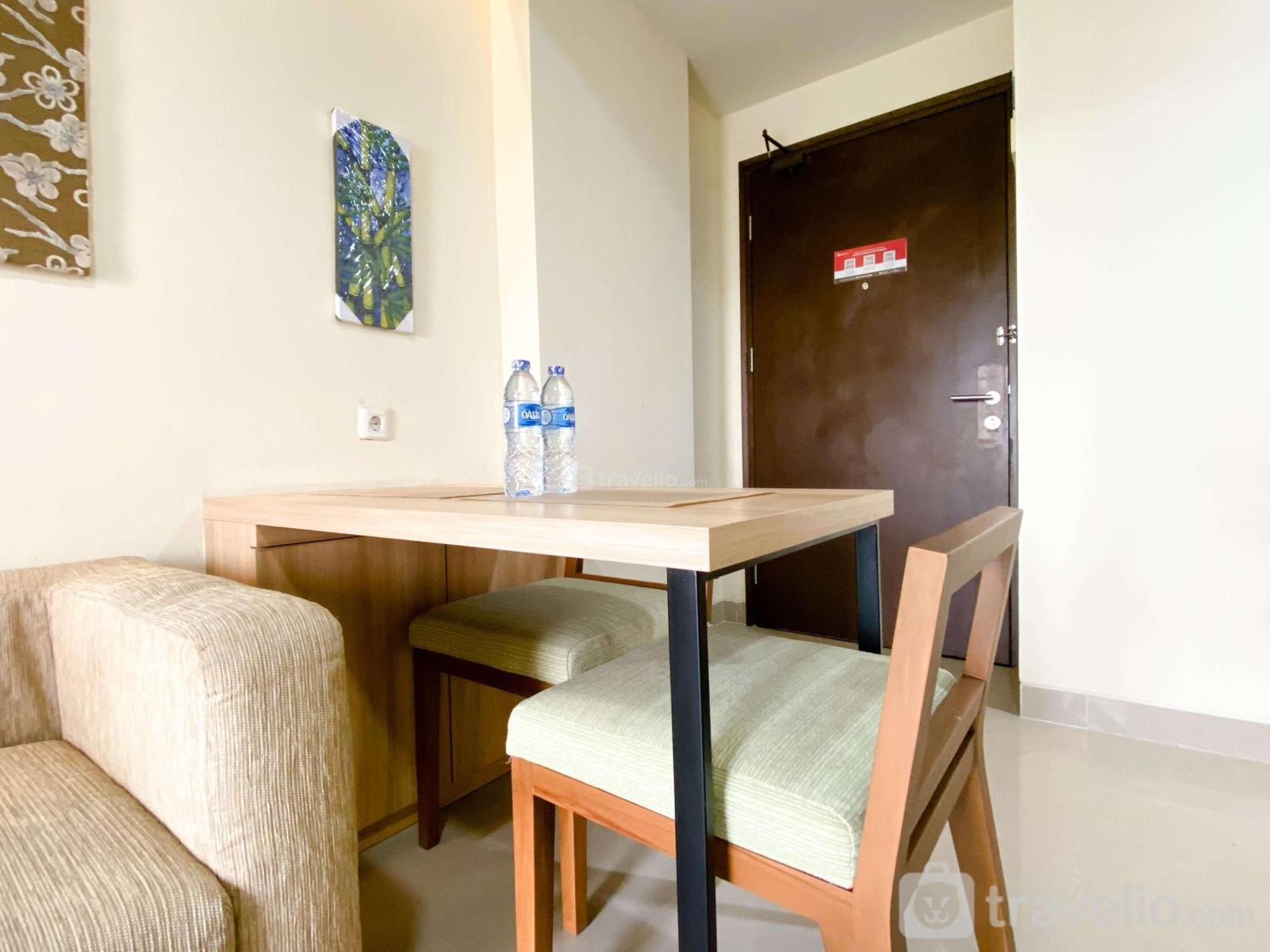 Stunning And Homey 2Br Apartment Mustika Golf Residence By Travelio Cikarang Exterior photo